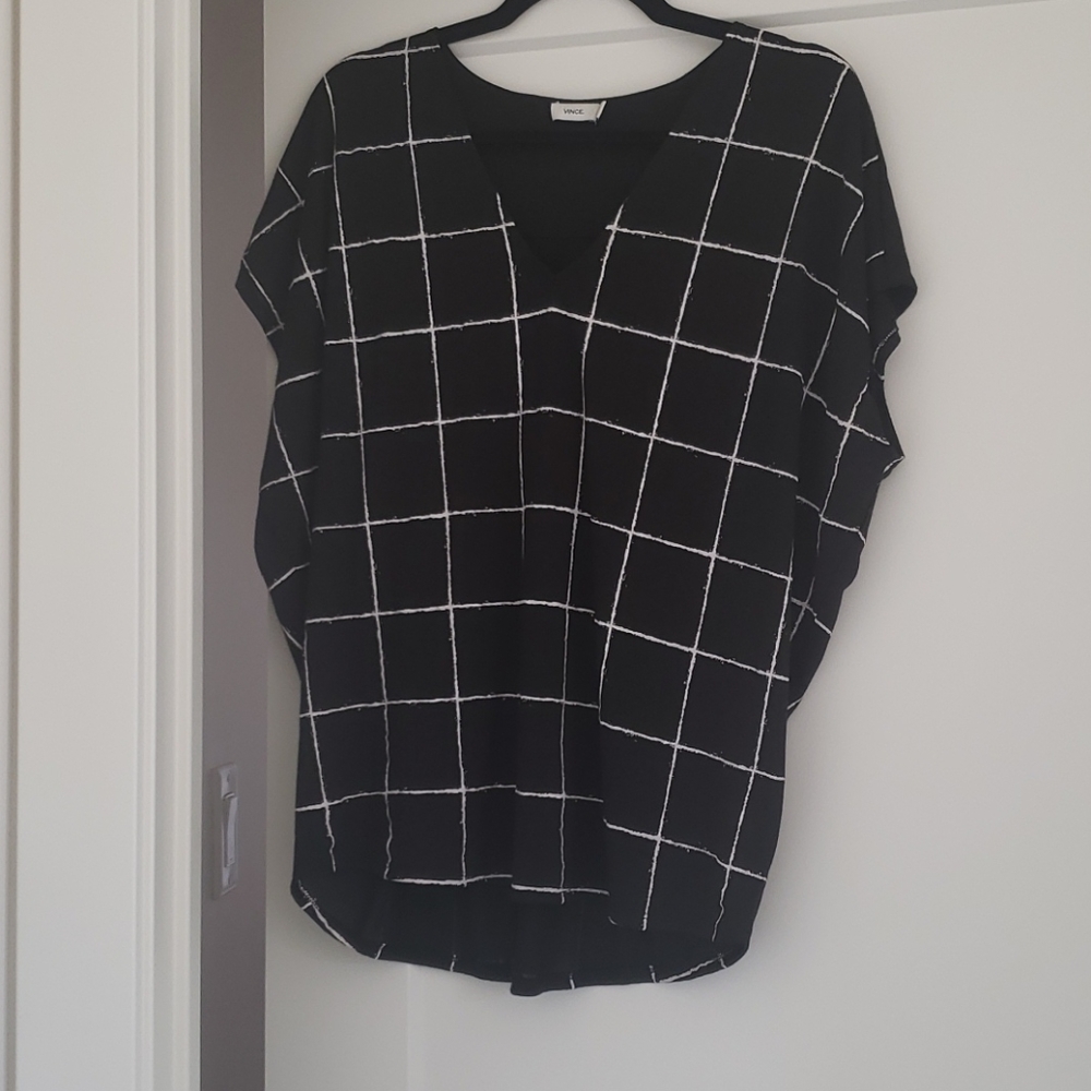Vince black and white shirt